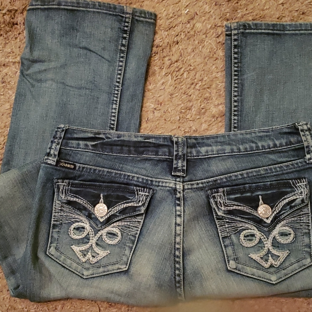 Adikto Jean's only worn 2 time